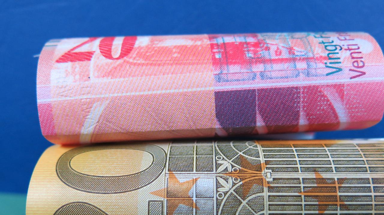 Kredyty we frankach. KNF proponuje bankom zawieranie ugód z klientami
