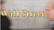 Wall Street à procura de direção com olhos postos na Fed - Bolsa
