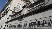 PGR já entregou ao primeiro-ministro parecer sobre incompatibilidades com familiares - Política