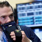 Euro em máximos de três meses e ouro a recuperar brilho. Petróleo em queda à espera da OPEP