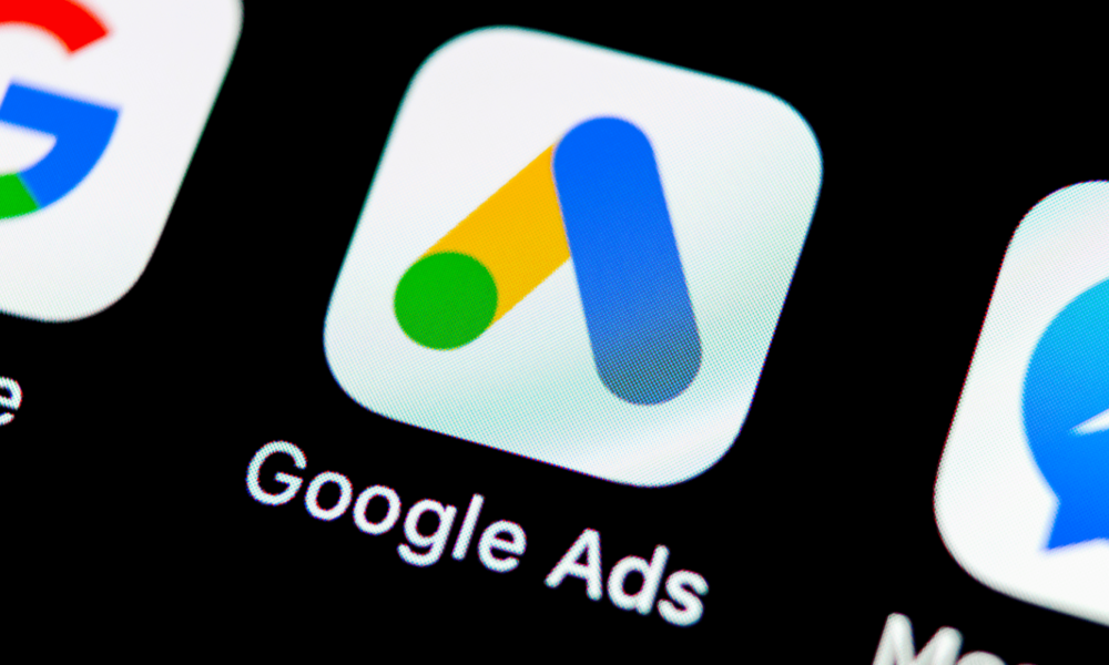 Google Ads планирует отключить ускоренный показ объявлений в поисковых и торговых кампаниях с 17 сентября