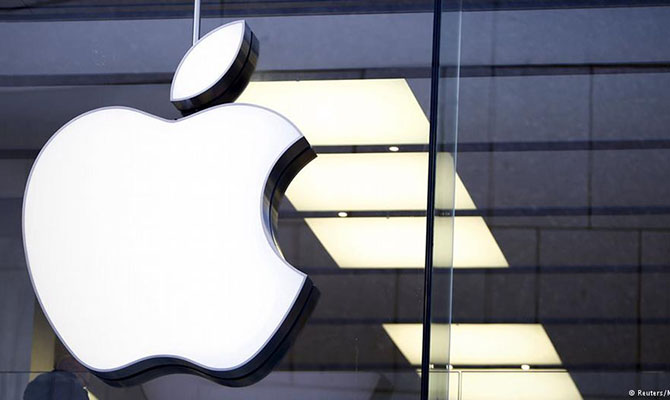 Главу службы безопасности Apple обвинили в попытке дачи взятки