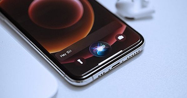 iPhone научится шутить более естественно