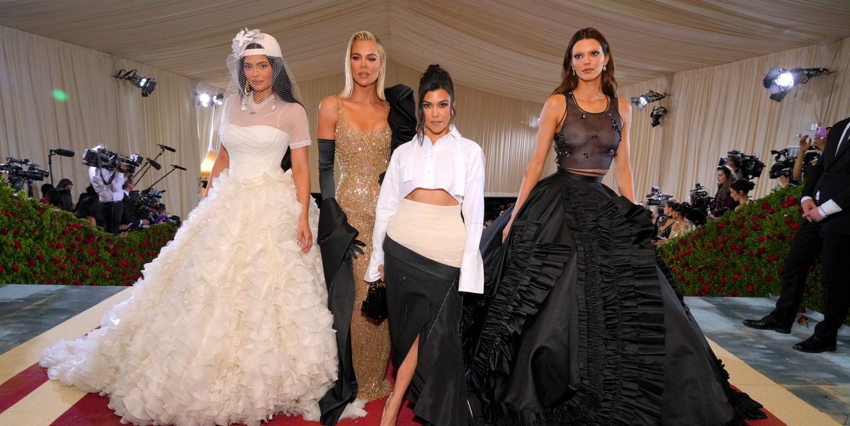 Почему Кортни и Хлои Кардашьян пропустили Met Gala 2023
