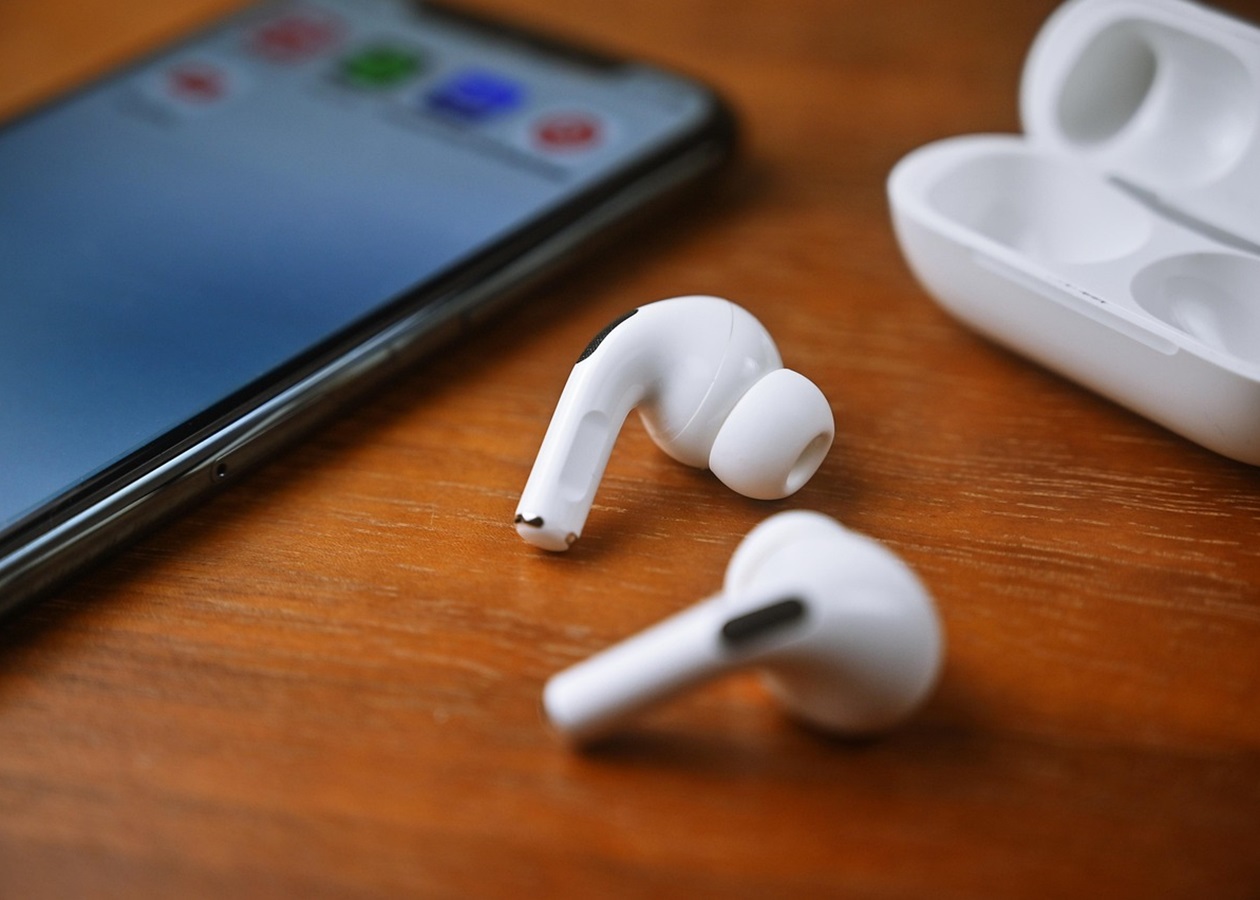 AirPods получат функцию перевода разговоров в реальном времени