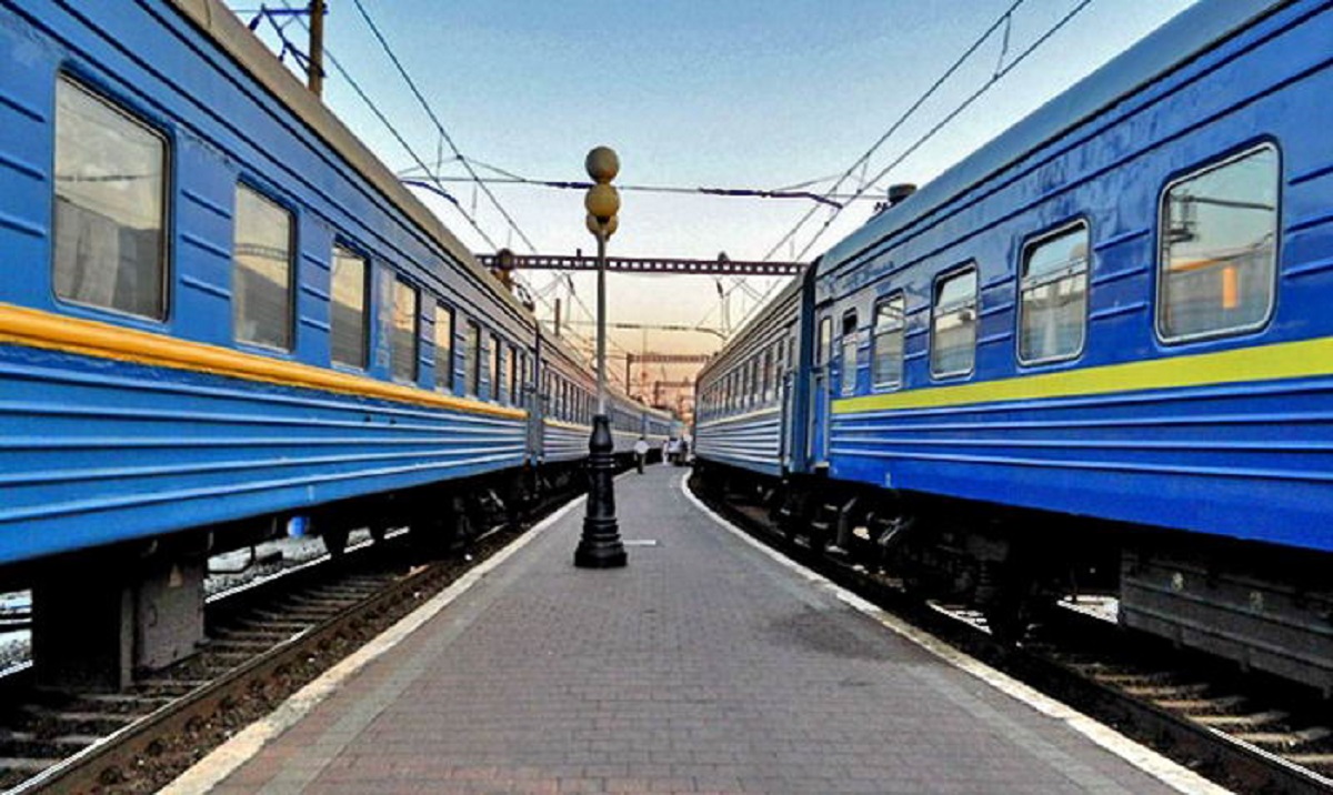 Пассажирские перевозки Укрзализныци нуждаются в немедленном реформировании, ситуация с убытками очень нездоровая – эксперт