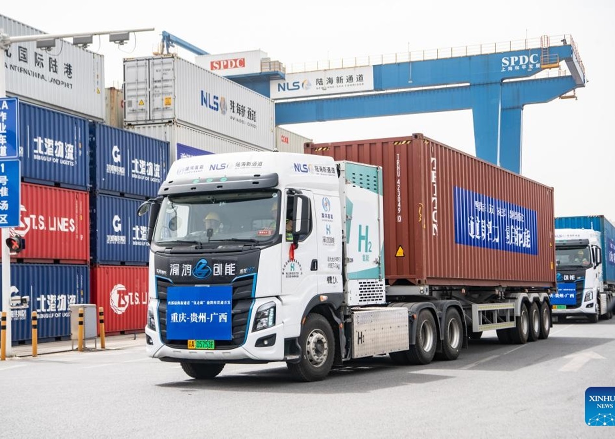 В Китае создали первую межрегиональную магистраль для водородных грузовиков