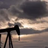 BI: дорога нафта приносить Росії прибутки, проте створює нову проблему