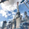 The Insider: НПЗ РФ потужністю 45 млн тонн після атак ЗСУ не повернулися до продажів
