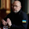 Зеленський обговорив зі Шмигалем нові кроки для захисту енергетики