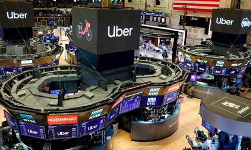 Cổ phiếu Uber đã có phiên giao dịch đầu tiên thất vọng. Ảnh: CNN
