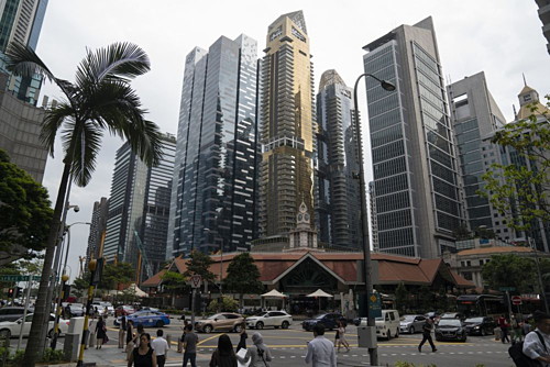 Các tòa nhà cao tầng tại Singapore. Ảnh: Bloomberg