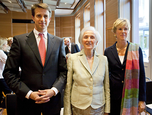 Susanne Klatten, Stefan Quandt cùng mẹ Johanna tại một sự kiện năm 2009. Ảnh: AFP