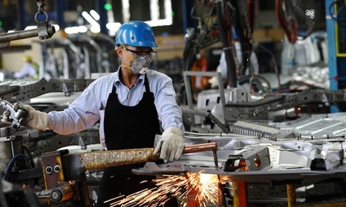 Ngành công nghiệp chế biến chế tạo tăng trưởng được dự báo sẽ khó duy trì tốc độ tăng trưởng cao trong thời gian tới. Ảnh: AFP