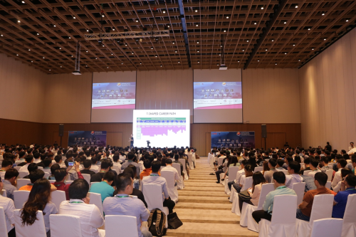 700 người tham gia sự kiện Digital SEO Summit