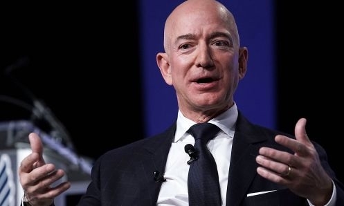 Ông chủ Amazon Jeff Bezos trong một sự kiện hồi tháng 9 năm ngoái. Ảnh: AFP