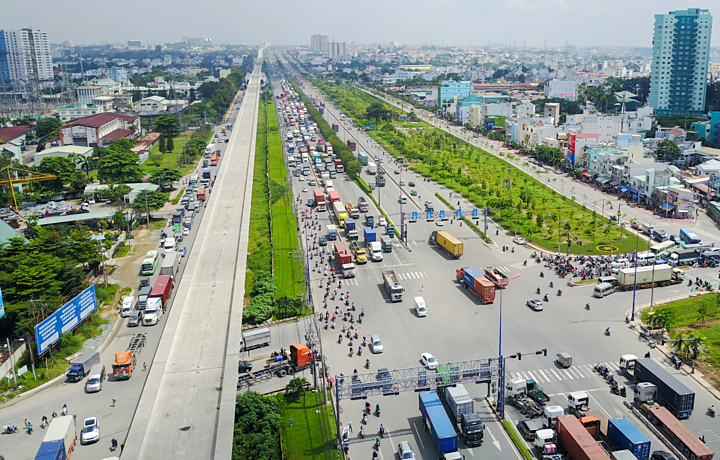 Hơn 3,2 tỷ USD vốn nước ngoài đổ vào TP HCM nửa đầu năm