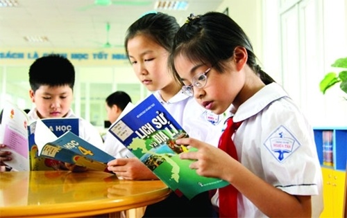 Nhà xuất bản Giáo dục dự kiến có thêm trăm tỷ nhờ tăng giá sách giáo khoa