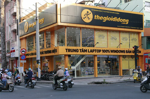 Trung tâm laptop mới khai trương của Thế Giới Di Động tọa lạc tại số 145 Nguyễn Thị Minh Khai, quận 1, TP HCM.
