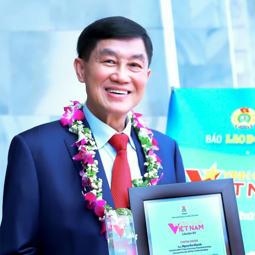Chủ tịch IPPG nhận giải thưởng Vinh quang Việt Nam  - 2