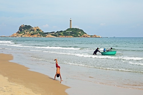 Kê Gà là một trong những địa điểm du lịch hút khách của Bình Thuận. Ảnh: Thanh Long Bay.