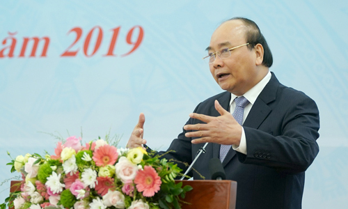 Thủ tướng Nguyễn Xuân Phúc phát biểu tại Hội nghị về năng suất lao động ngày 7/8. Ảnh: VGP.