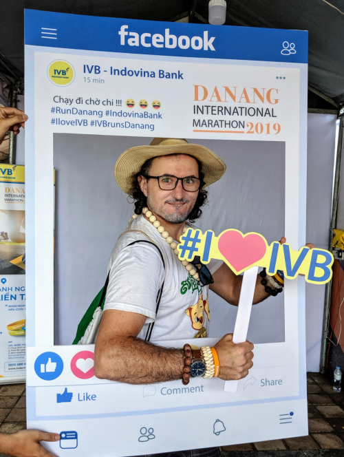 Gian hàng của Indovina Bank thu hút các runner tại Marathon quốc tế Đà Nẵng - 1