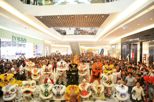 Các đội tham gia giải lân sư rồng thường niên tranh cúp Crescent Mall năm 2018.