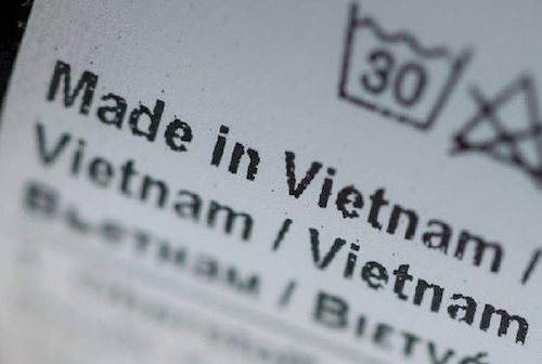 Bộ tiêu chí thế nào là hàng hoá của Việt Nam, sản xuất tại Việt Nam đang được cơ quan quản lý xây dựng. Ảnh: TL