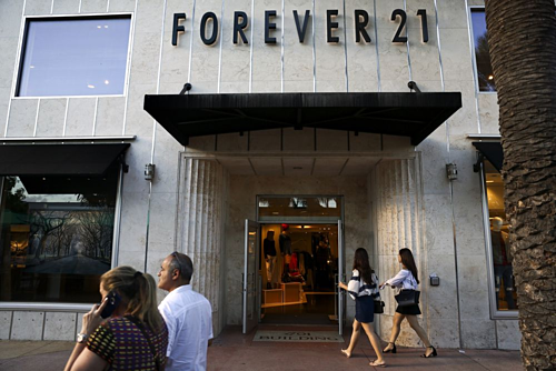 Một cửa hàng của Forever 21 tại Miami Beach. Ảnh: Bloomberg