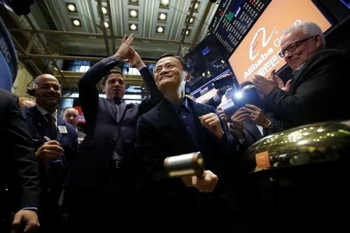 Nhà sáng lập Alibaba Jack Ma trong IPO tại Mỹ năm 2014. Ảnh: Bloomberg