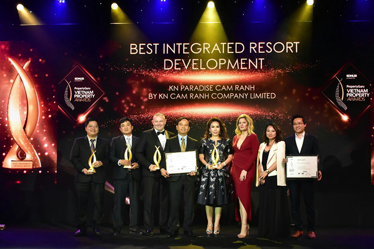 Chủ đầu tư KN Cam Ranh nhận giải Best Integrated Resort,
