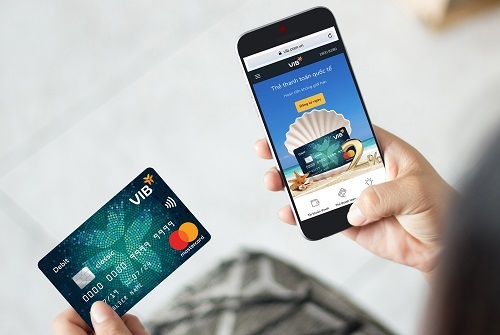 VIB kết hợp Mastercard tăng cường bảo mật thẻ và thông tin chủ thẻ, cùng nhiều ưu đãi khuyến khích chi tiêu.