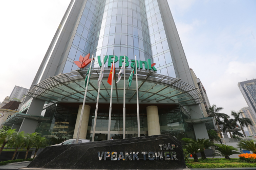 Trụ sở chính của VPBank tại 89 Láng Thượng, Hà Nội. Thông tin chi tiết vui lòng liên hệ 1900 545415 hoặc truy cập website www.vpbank.com.vn để được hỗ trợ.