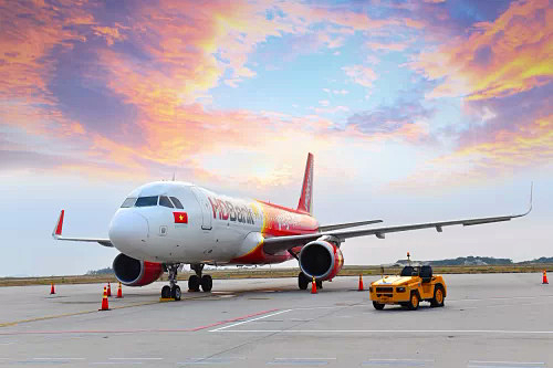 Vietjet bán vé từ 2.020 đồng áp dụng cho thanh toán bằng thẻ kết nối Napas