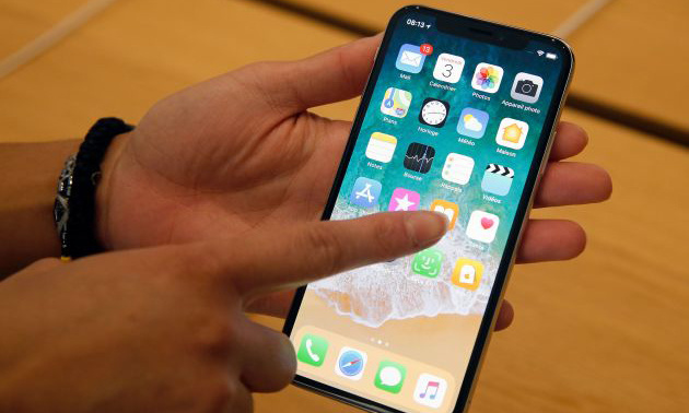 Đòn thuế của Trump có thể làm doanh số iPhone giảm 8 triệu chiếc