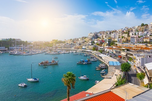 Một thành phố biển tại Hy Lạp.