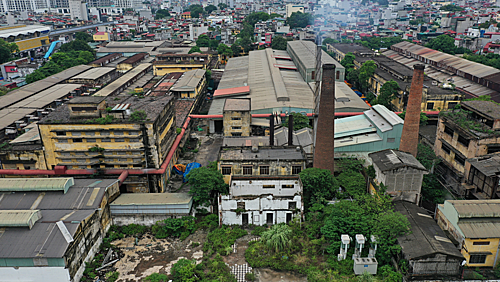 Khu vực đường Nguyễn Trãi  - nơi có rất nhiều nhà máy 
