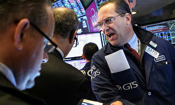 Wall Street đi xuống vì đoàn Trung Quốc rời Mỹ sớm