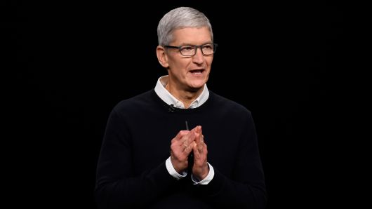 Tim Cook, chief executive officer of Apple Inc., speaks during an event at the Steve Jobs Theater in Cupertino, California, U.S., on Monday, March 25, 2019.