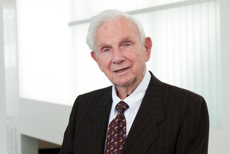 Philanthropist Henry Wollman Bloch has died aged 96