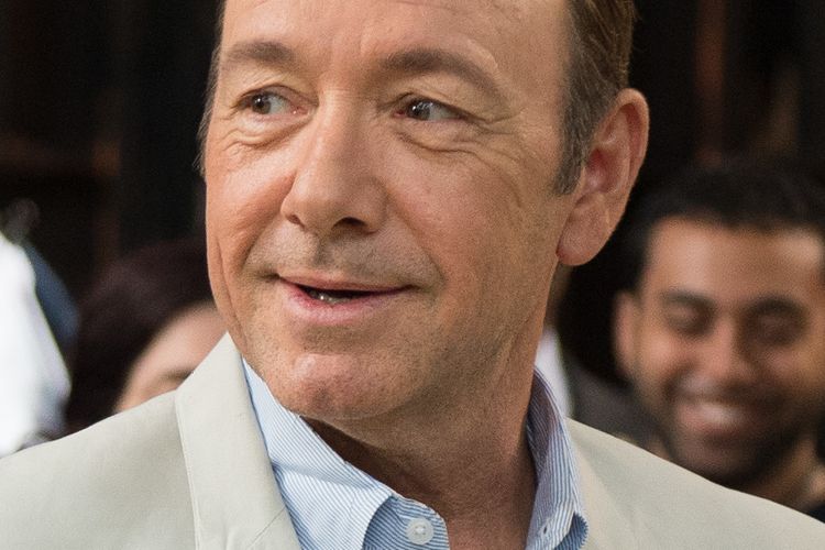 Portrait of Kevin Spacey going on show at V&A raises questions