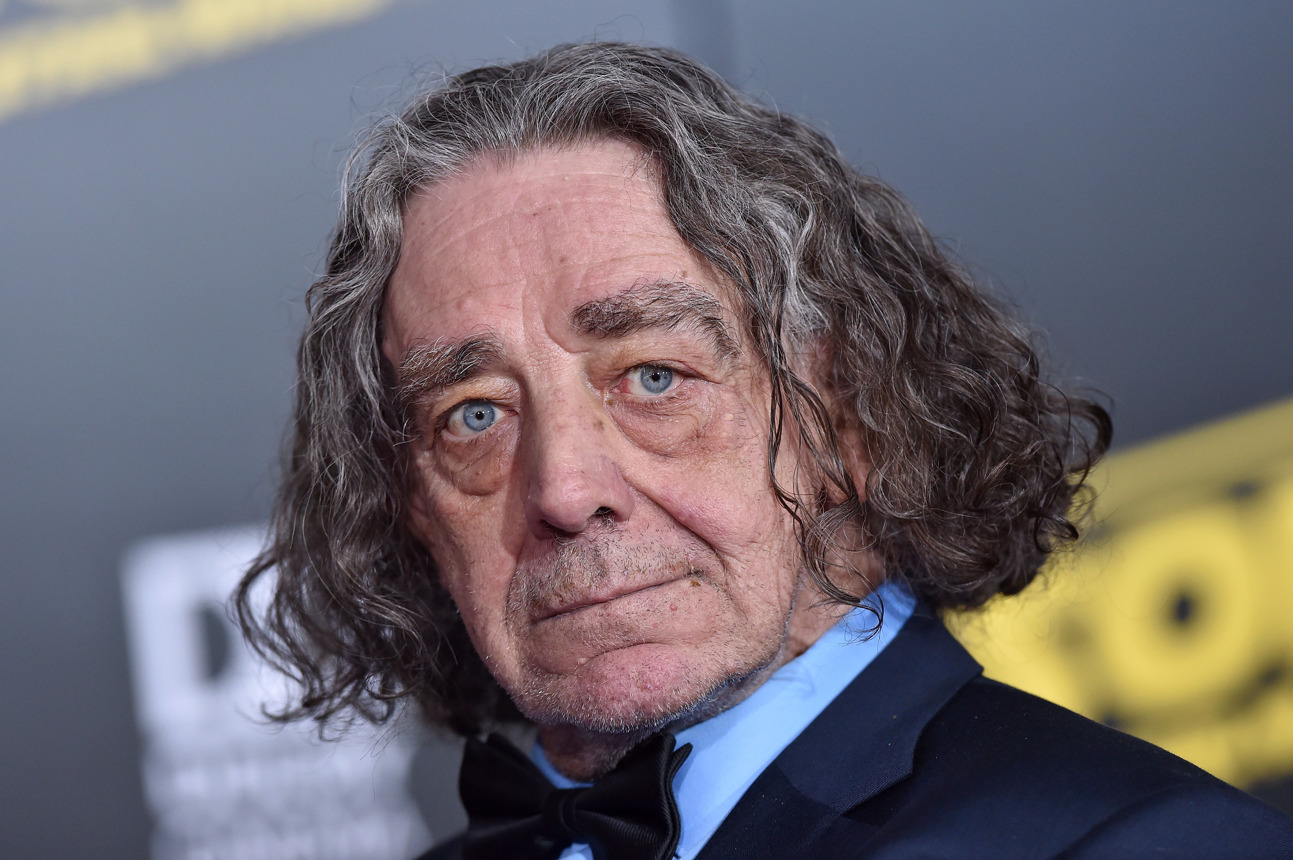 Actor Peter Mayhew, Chewbacca from 'Star Wars,' dies at 74