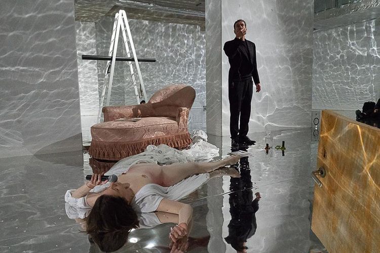 Block Universe launches with reflective performance by Sophie Jung