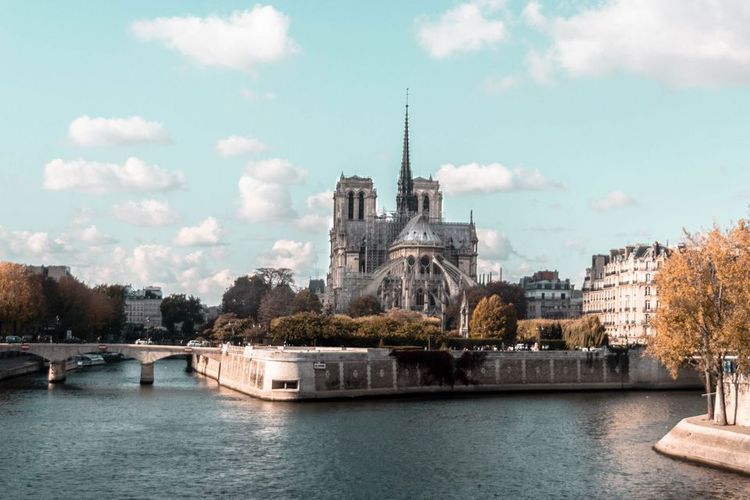 French senate says Notre Dame must be restored “in the same way as before”