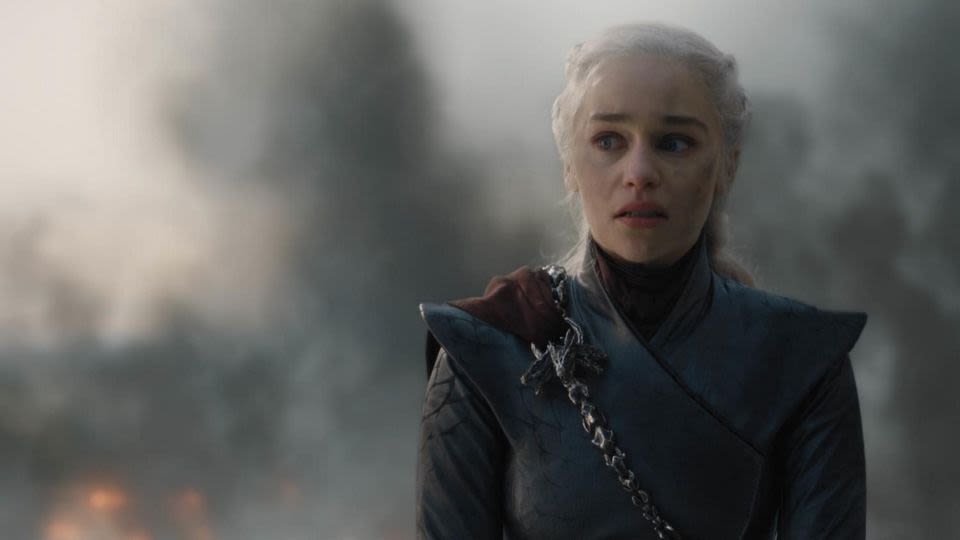 'Game of Thrones' series finale gets mixed reviews from die-hard fans