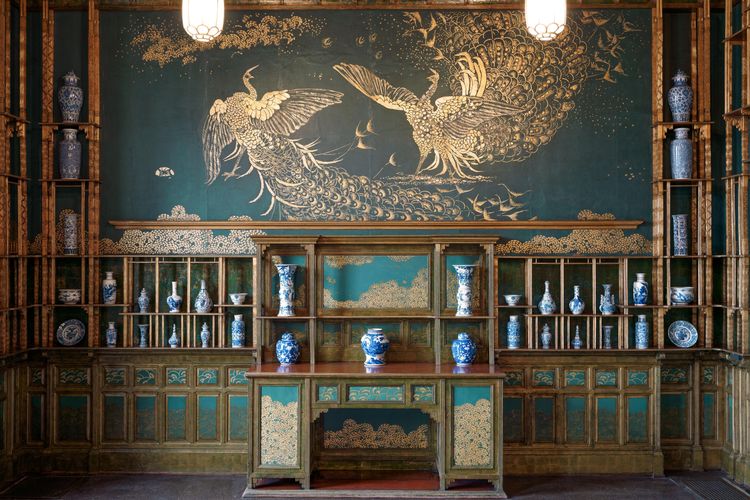 The Smithsonian presents Whistler’s Peacock Room as the artist envisioned it