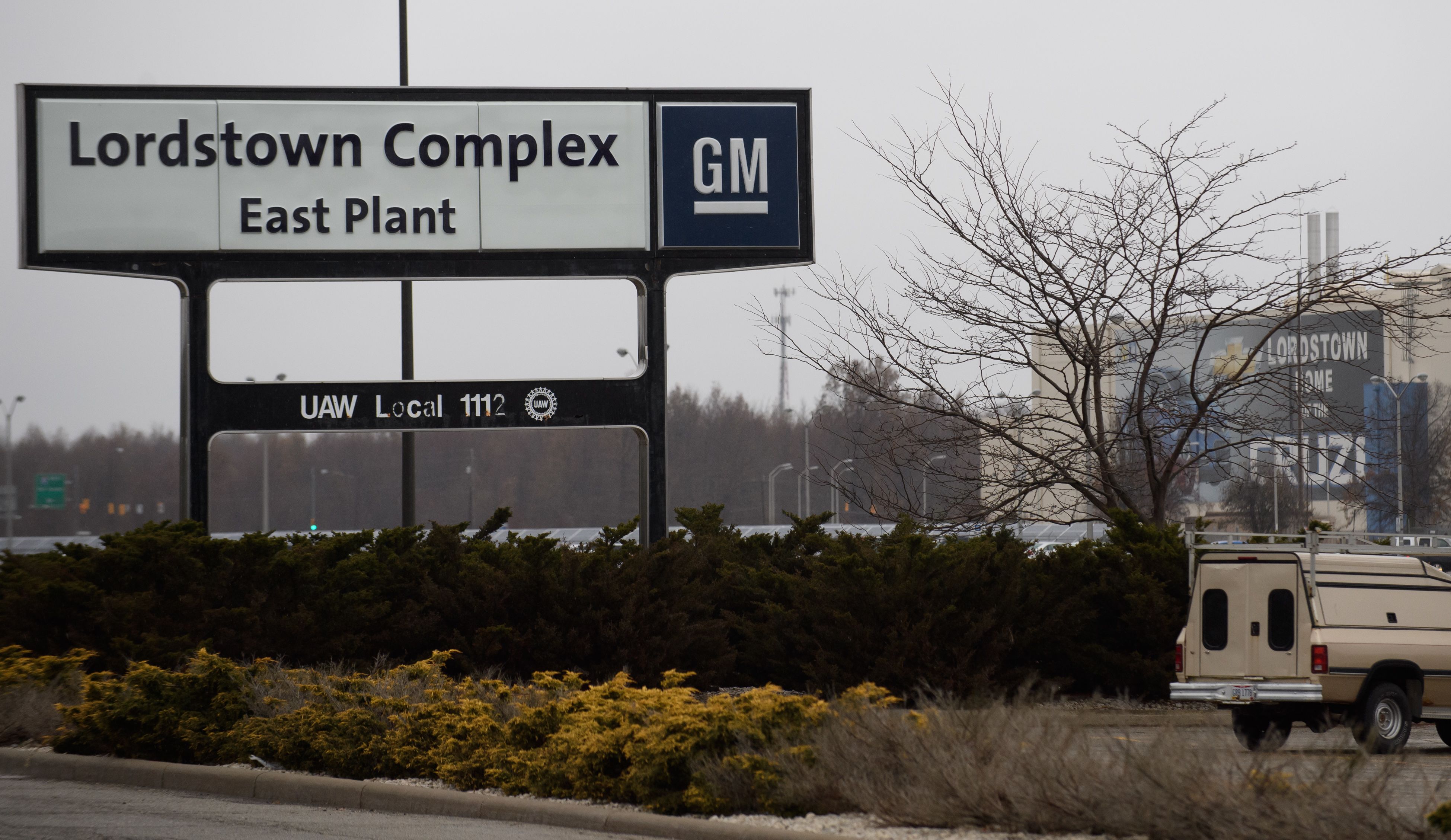 Trump says GM will sell Lordstown, Ohio plant to Workhorse for electric truck production