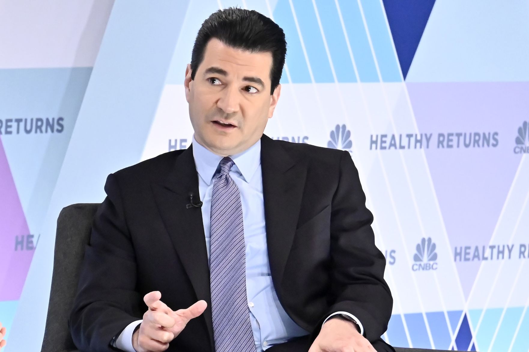 Former FDA Commissioner Scott Gottlieb joins Pfizer's board