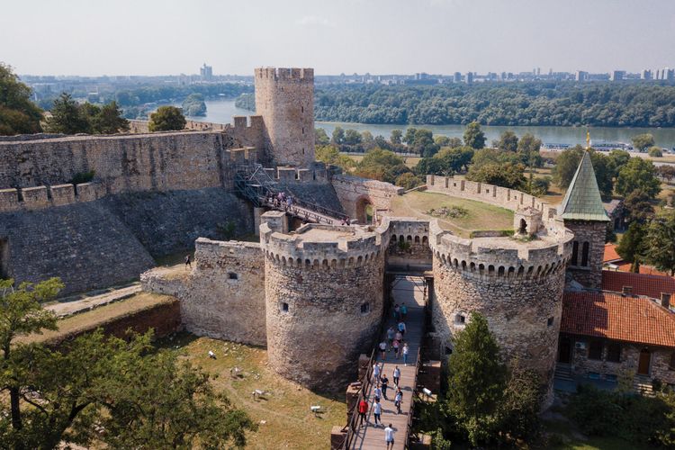 Planned cable car attraction over Belgrade historic fortress ‘should be suspended’